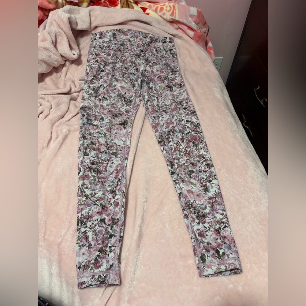 Lululemon Wunder Under high-rise leggings in the Blossom Spritz Multi print